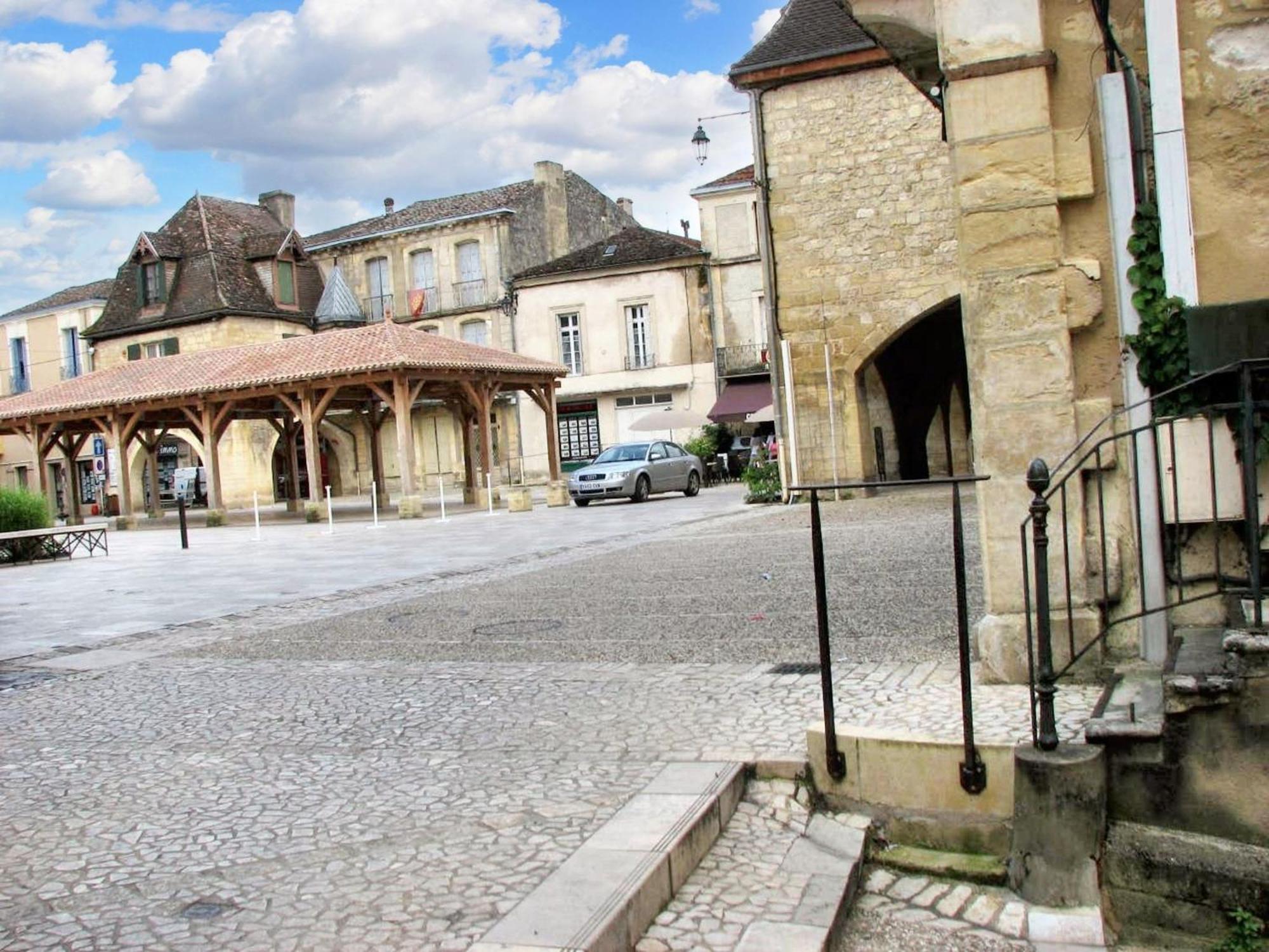 Studio Confortable Pres De Beaumont Du Perigord 60 M² Cheminee Ngoại thất bức ảnh